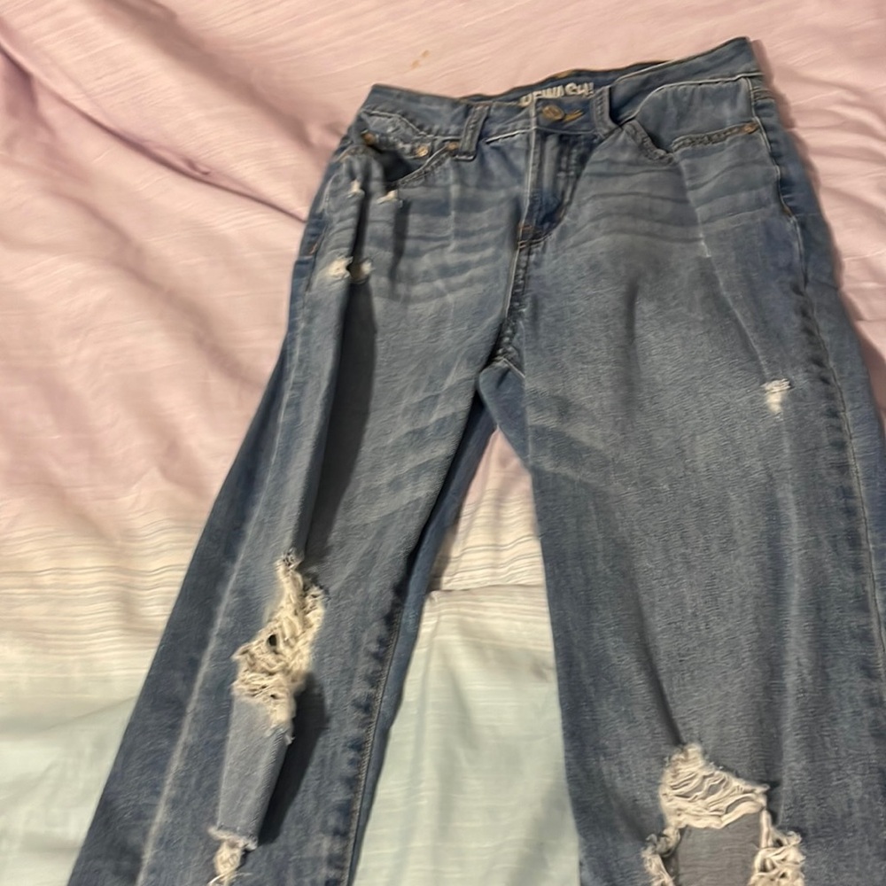 Rewash juniors size one ripped jeans